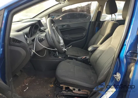 2019 Ford Fiesta Se z USA, uszkodzony, nr VIN 3FADP4BJ1KM123712